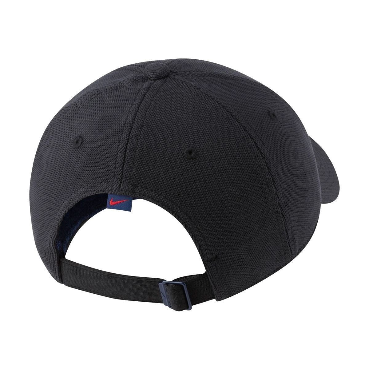 Boné Nike Court Heritage 86 Unissex DJ6147-010