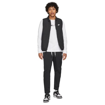 Calça Nike Club Woven Taper Masculino DX0623-010