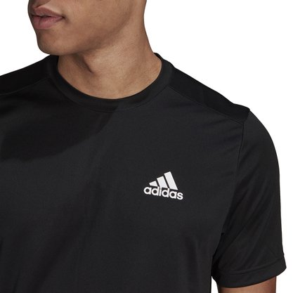 Camiseta Adidas Designed To Move Plain Masculina GM2090