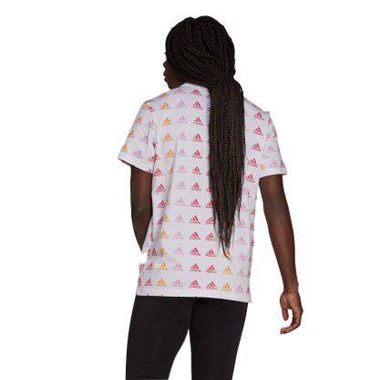 Camiseta Adidas Ess Boyfriend Gradient Logo Fem GL0532