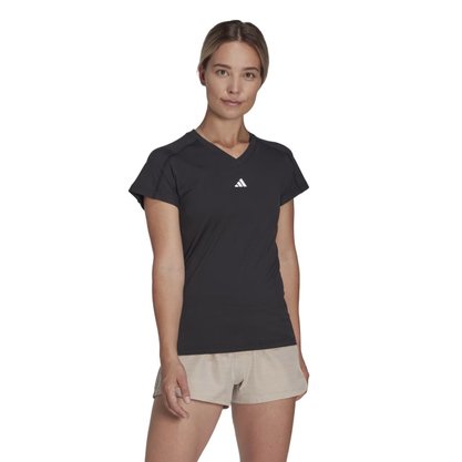 Camiseta Adidas Essentials Minimal Feminina HN5543