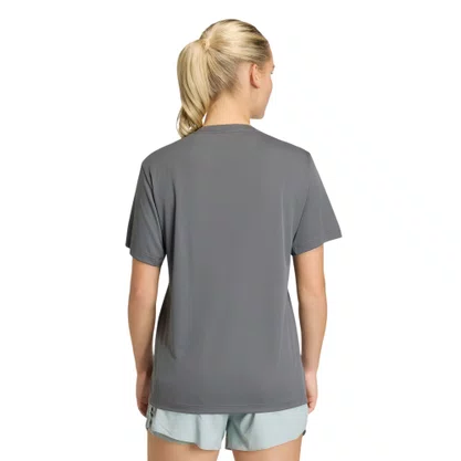 Camiseta Adidas M/C Adi365 Essentials Brand Love Fem JZ6824