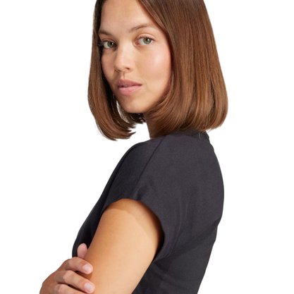 Camiseta Adidas M/C Logo Linear Feminina JC8238