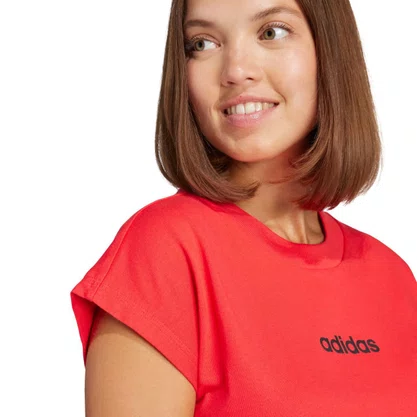 Camiseta Adidas M/C Logo Linear Feminina JG8661