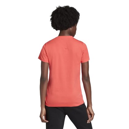 Camiseta Adidas Must Haves Badge Of Sport Feminina GC6963