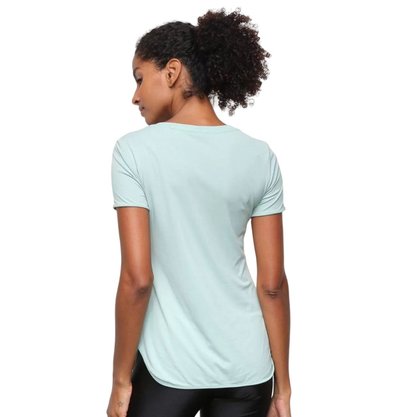 Camiseta Alto Giro Skin Fit Alongada Feminina 2011702-C5010