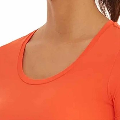 Camiseta Alto Giro Skin Fit Alongada Feminina 2311717-C5546