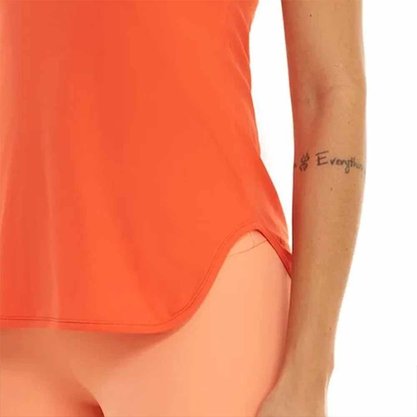 Camiseta Alto Giro Skin Fit Alongada Feminina 2311717-C5546