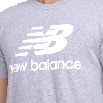 Camiseta New Balance Essentials Stacked Masculino BMT01575AG
