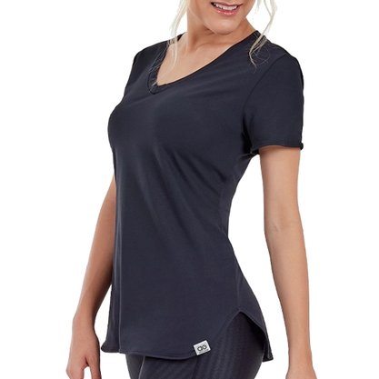 Camiseta Alto Giro Skin Fit Alongada V Feminina 101701-C0049