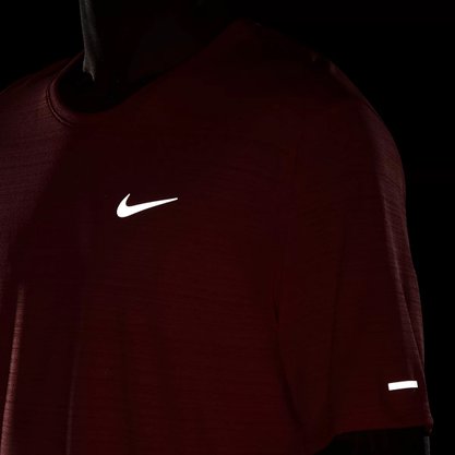 Camiseta Nike Dri-Fit Miler Rule Masculina CU5992-814