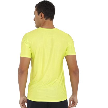 Camiseta New Balance Accelerate Masculina MT23222B-CSN