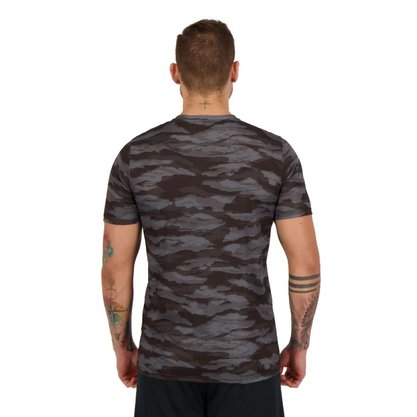 Camiseta New Balance Camuflada Masculina BMT03204BMM