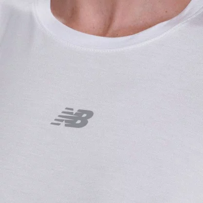 Camiseta New Balance M/C Infinity Jersey Fem WT61A31KB-WT
