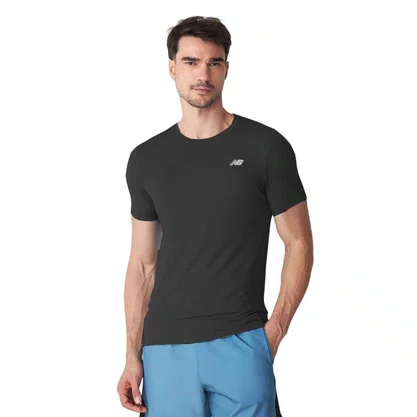 Camiseta New Balance M/C Sport Essentials Masc MT41222BR-BK