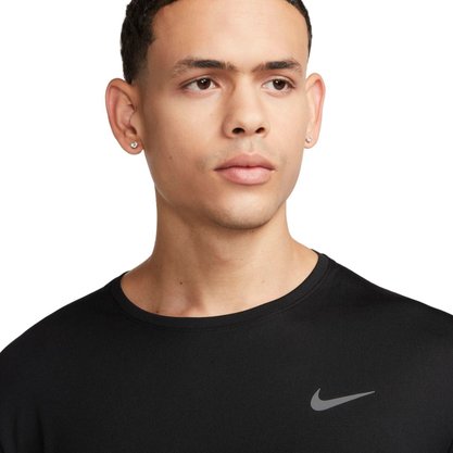 Camiseta Nike Dri-Fit Uv Miler Masculina DV9315-010
