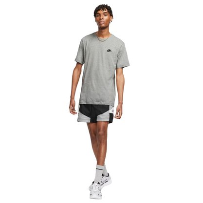 Camiseta Nike Sportswear Club Masculina AR4997-064