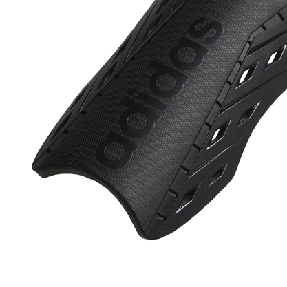 Caneleira Adidas Tiro Club Unissex HN5603