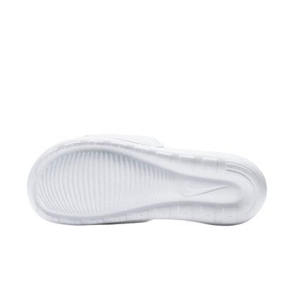 Chinelo Nike Victori One Slide Feminino CN9677-100