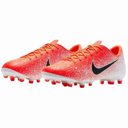 Chuteira para Campo Nike Vapor Academy Masculino AH7375-801