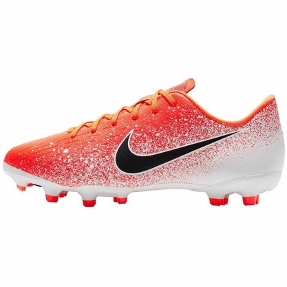 Chuteira para Campo Nike Vapor Academy Masculino AH7375-801