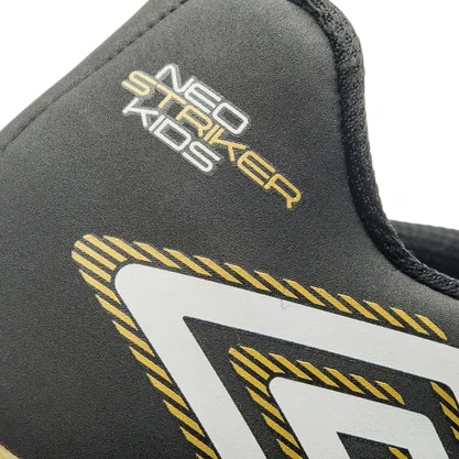 Chuteira Juvenil Umbro Futsal Neo Striker U07FB00133-129