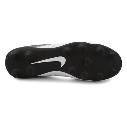 Chuteira Nike Campo Legend 7 Club AO2597-100