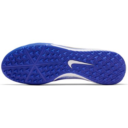 Chuteira Society Nike Phantom Venom Academy AO0571-104