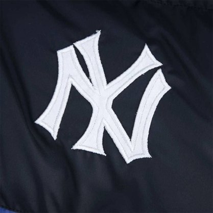 Jaqueta New Era Puff NY Yankess Hist Masc MBI24JAQ013-C066