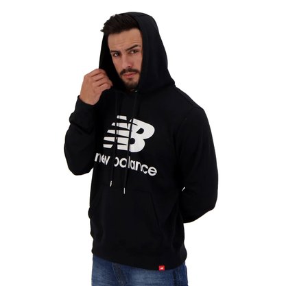 Moletom New Balance Essentials Stacked Masculino BMT03558BK