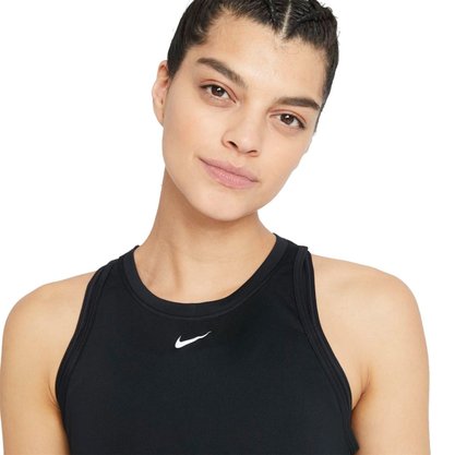 Regata Nike One Standard Feminina DD0636-010