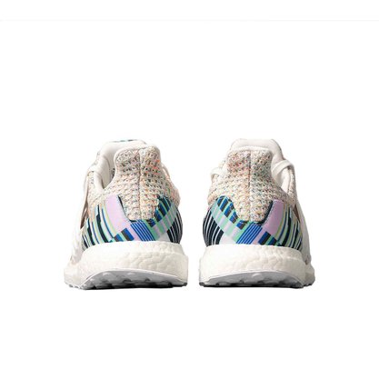 Tênis Adidas UltraBoost Feminino F34079