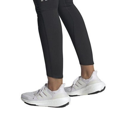 Tênis Adidas Ultraboost Light Feminino GY9352