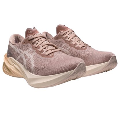 Tênis Asics Novablast 3 Platinum Feminino 1012B288-702