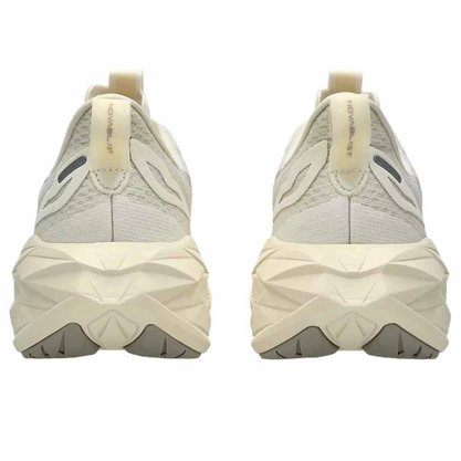 Tênis Asics Novablast 4 Le Masculino 1011B887-200