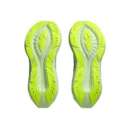 Tênis Asics Novablast 4 Masculino 1011B693-022