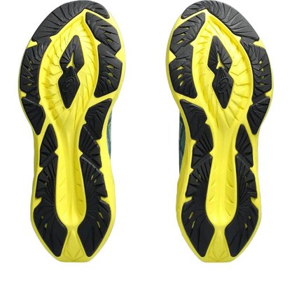 Tênis Asics Novablast 4 Masculino 1011B693-400