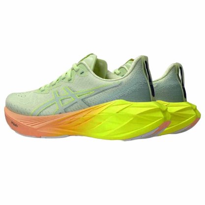Tênis Asics Novablast 4 Paris Feminino 1012B751-750