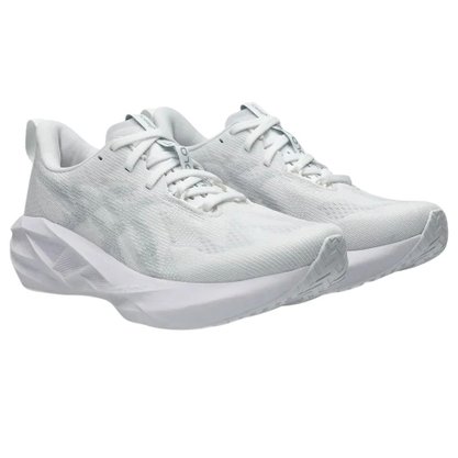 Tênis Asics Novablast 5 Feminino 1012B765-100