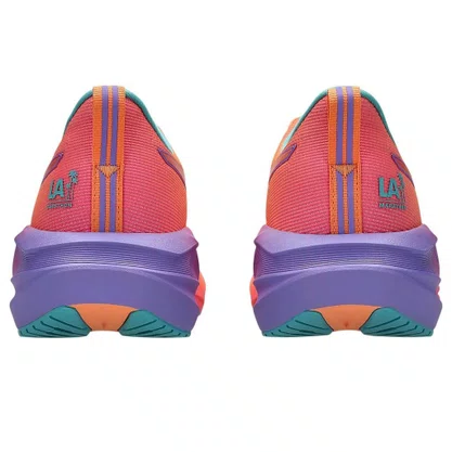 Tênis Asics Novablast 5 La Marathon Unissex 1013A213-800