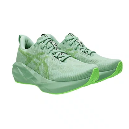 Tênis Asics Novablast 5 Masculino 1011B974-406