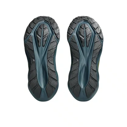 Tênis Asics Novablast 5 Tr Masculino 1011C138-300