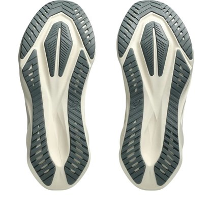 Tênis Asics Novablast 5 Track Club Masculina 1011C027-400