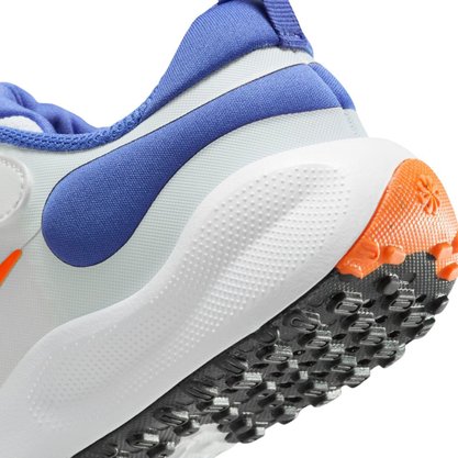 Tênis Infantil Nike Revolution 7 FB7690-102