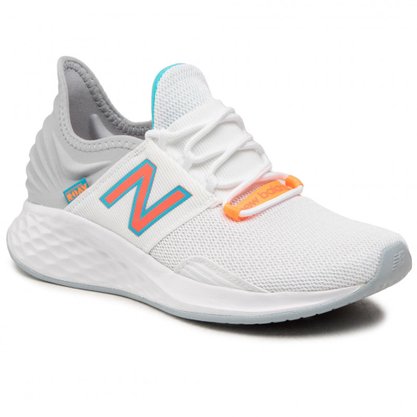 Tênis New Balance Roav Feminino WROAVCH