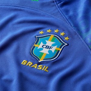 Camiseta Nike Brasil 22 Escudo Infantil DH7765-740 - Ativa Esportes