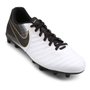 Chuteira Nike Campo Legend 7 Club AO2597-100